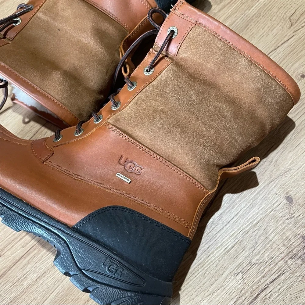 Mens UGG® Butte Boot - Tan/Brown/Black Size 9